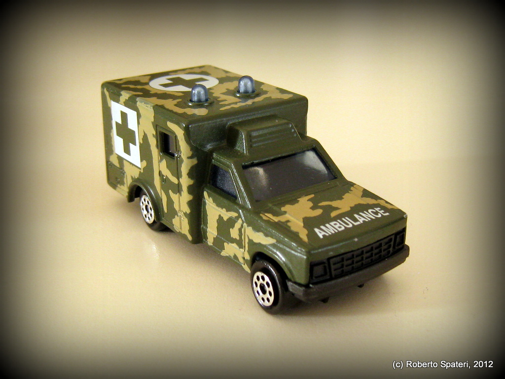Majorette  Ambulance (n.255-D)